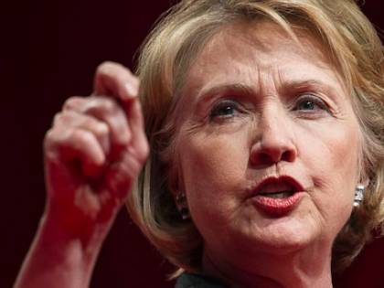 Usa, Hillary Clinton si iscrive a Linkedin: "Cerco nuovo lavoro"