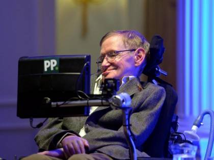 È morto l'astrofisico Stephen Hawking
