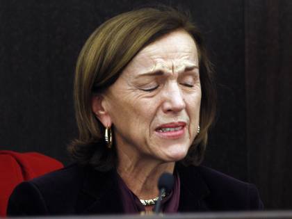 Dalle lacrime alla poltrona. Ecco come la Fornero vuole tornare in scena