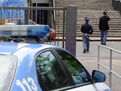 Roma, Meloni: "Assurda indagare tabaccaio che sparò ai rapinatori"