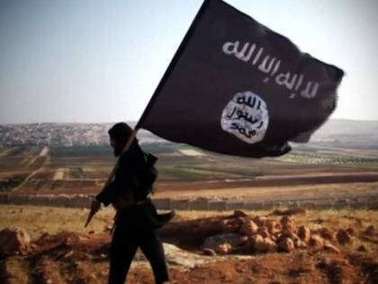 Allarme terrorismo a Sarno: ritrovata una bandiera dell'Isis