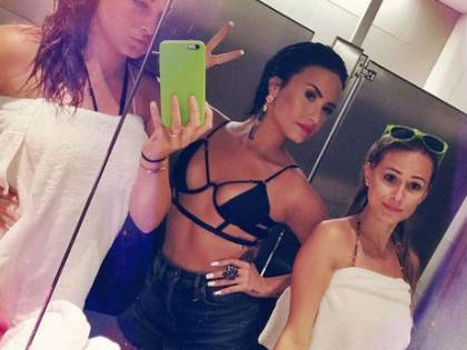 Dopo Miley Cyrus, anche Demi Lovato sexy
