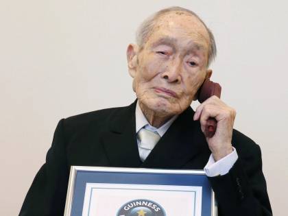 Morto l'uomo più anziano al mondo