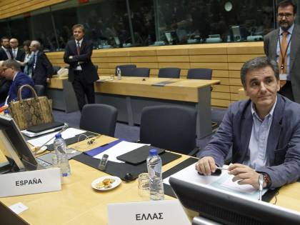 Grecia, finita l'era della Troika: c'è l'accordo sui debiti