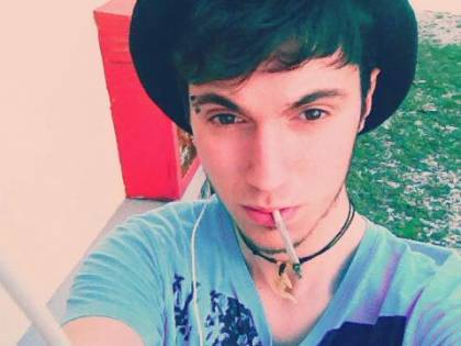 Pesaro, sgozzato nel bosco un 17enne con le mani legate: fermati due ragazzi albanesi