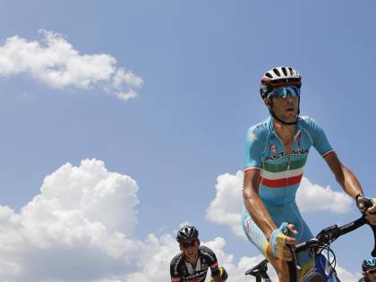 Nibali attacca, Froome tiene. Ci perde soltanto Contador