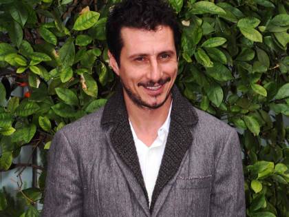 "Massimo 6 persone al cenone di Natale". E Bizzarri sbotta: "Stiamo perdendo il senso del ridicolo"
