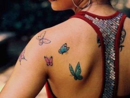 Tattoo, germi e funghi nell'inchiostro Lo stop del ministero della Salute