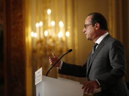 Hollande messo in crisi dalla sua "gauche"