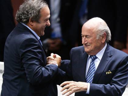 Dopo Blatter sospeso Platini E il pallone non ha più capi