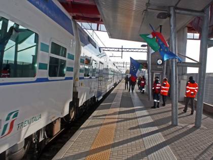 Si masturba sul treno: avvocato finisce in manette