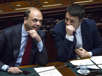 Il governo traballa: Renzi verso il (mini) rimpasto