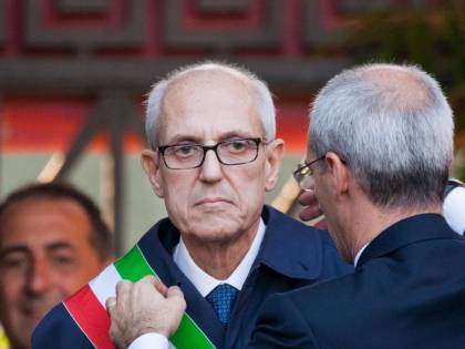 Roma, inizia l'era di Tronca con la benedizione del Papa