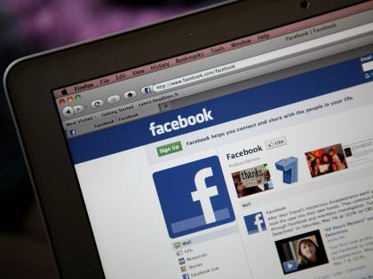 Lotta al crimine su Facebook, così ci difendono i governi