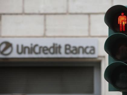 Le banche "congelano" i dividendi