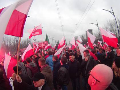 Polonia, migliaia in piazza contro l'immigrazione