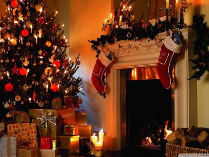 Cinque consigli per risparmiare su luce e gas in bolletta a Natale
