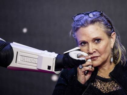 Star Wars: Carrie Fisher contro chi la deride per l'età