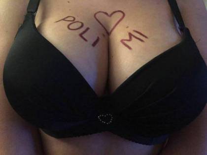 Gara tra università: le foto hot