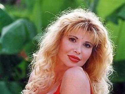 Lutto nel mondo del porno: la morte di Barbarella. "Giallo come per Moana"