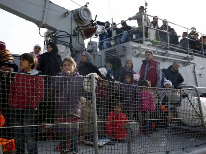 La metà degli italiani non si fida delle Ong