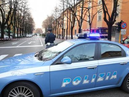 Forlì, anziano offre lavoro a romena. Viene derubato e minacciato