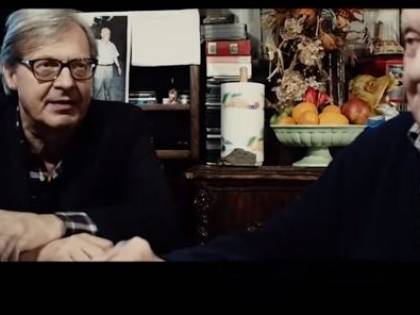 Amori, affetti, vizi, arte, lavoro: Sgarbi come non lo vedrete mai