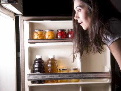 Aprite il frigorifero e vi dimenticate cosa cercavate? Ecco perché succede