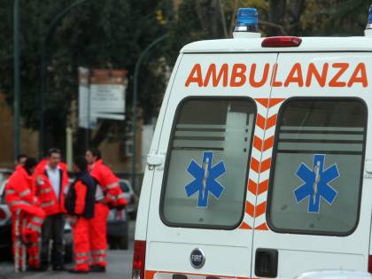 Roma, usavano l'ambulanza per trasportare la droga