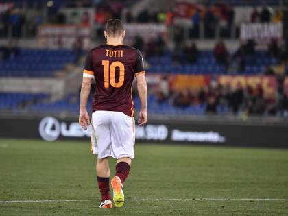 Anni di crisi: anche i Totti piangono