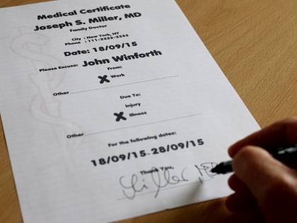 Permessi di lavoro immotivati: sito vende certificati medici falsi
