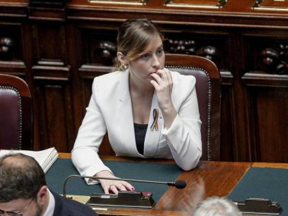 Boschi arcobaleno per la fiducia alle unioni gay