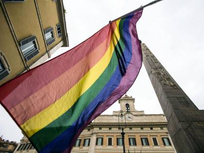 Gesuiti choc sugli omosessuali: "È un dono di Dio averli tra noi"