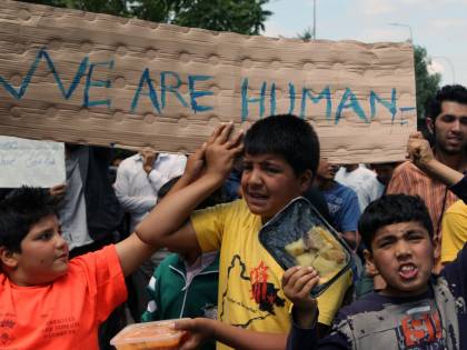Campi profughi, rapporto choc: "Sempre più violenze su bimbi"