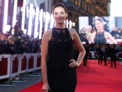 Anne Hathaway, in prima linea per i diritti delle donne
