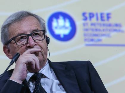 Juncker "vieta" i referendum contro l'Unione Europea