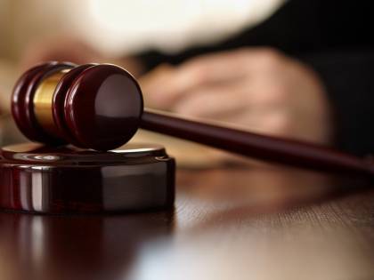 L'ideologia uccide giustizia e diritto
