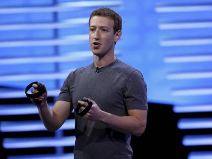 Scandalo utenti spiati da Cambridge Analytica: Facebook a picco in Borsa
