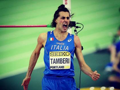 Tamberi vince l'oro nel salto in alto maschile agli Europei