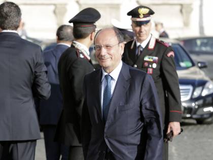 Schifani si dimette da capogruppo Ap