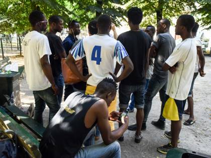 Prenotazioni online per profughi La protesta degli albergatori