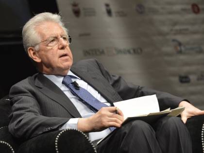 Mario Monti s'intesta la vittoria: "Non hanno vinto i populisti"