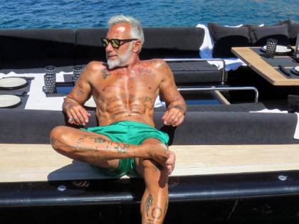 Gianluca Vacchi lasciato fuori dal Billionaire