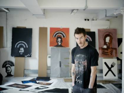 Svelata l'identità di Banksy? "È il leader dei Massive Attack"