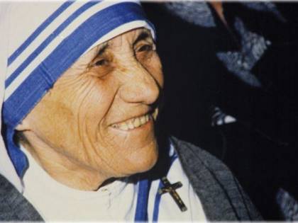Madre Teresa, la gigante più forte della povertà