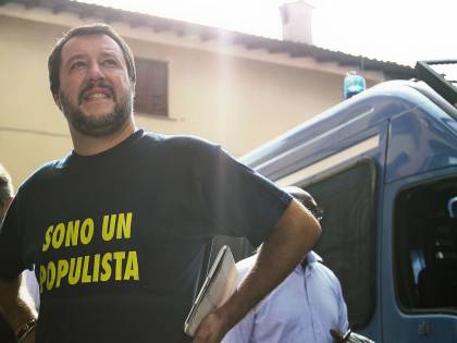 "Senza Castro c'è un dittatore in meno". Lega e Forza Italia contro i "santificatori" di Fidel