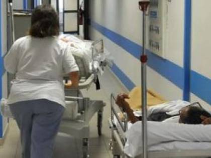 In Italia 1000 nuovi casi di tumori al giorno. Più colpite le donne