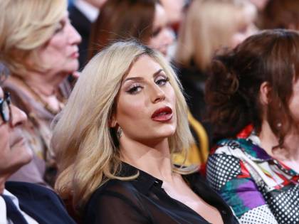 Paola Caruso attaccata dal suo ex: "C'è da vergognarsi a stare con te"