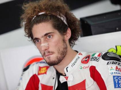 Atti vandalici sulla lapide di Simoncelli: arrestata 60enne