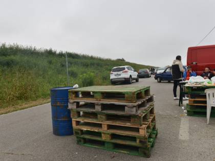 Rovigo, requisito albergo per i migranti. A Padova i profughi aggrediscono cameriera